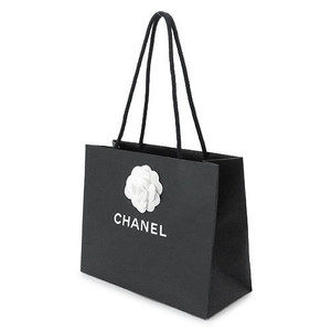 CHANEL Paper Bag Shopper Camellia